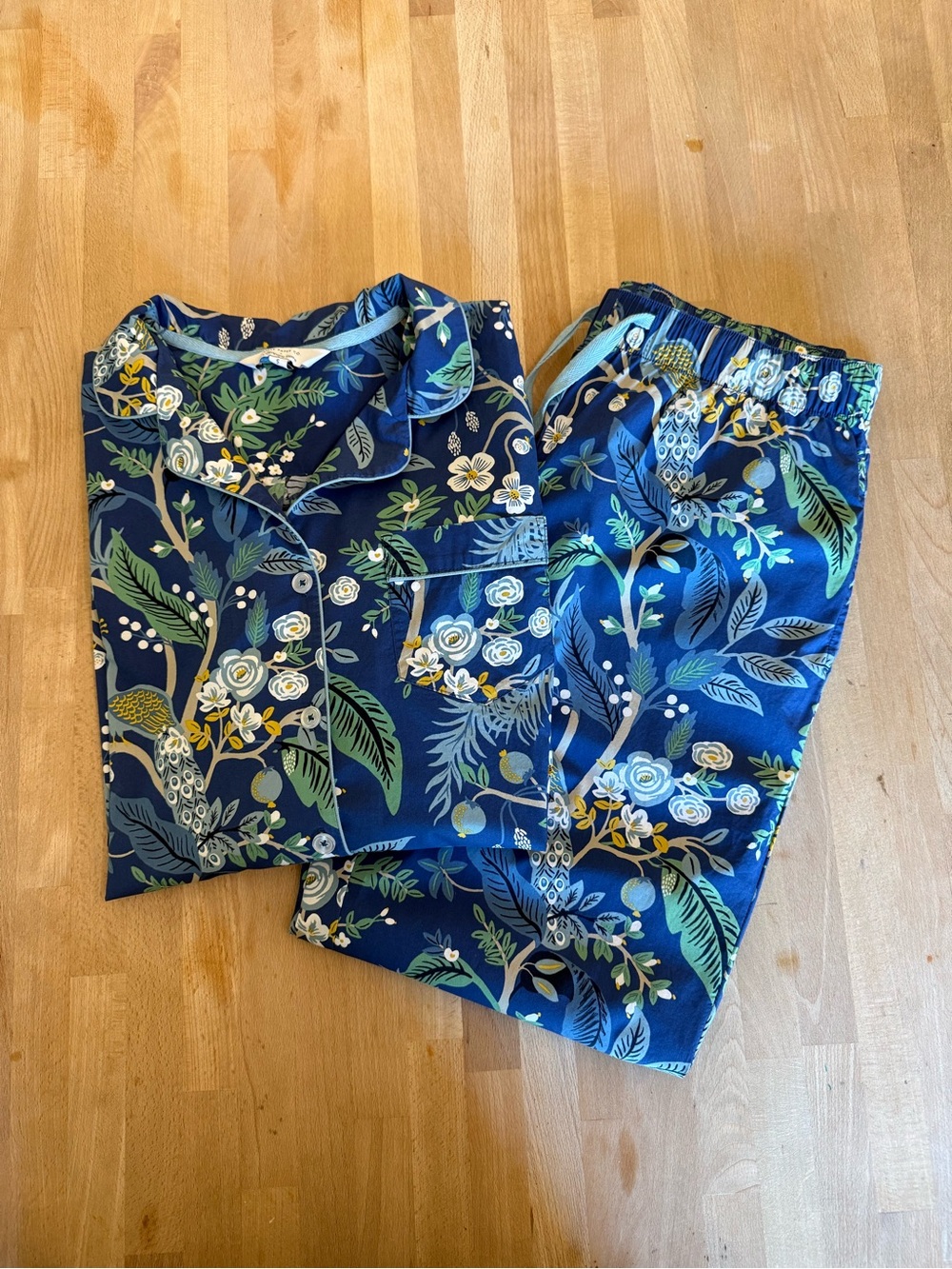 Paper Rifle Company x The Company Store Blue Floral Long-Sleeve Pajama Set Small - Picture 2 of 16